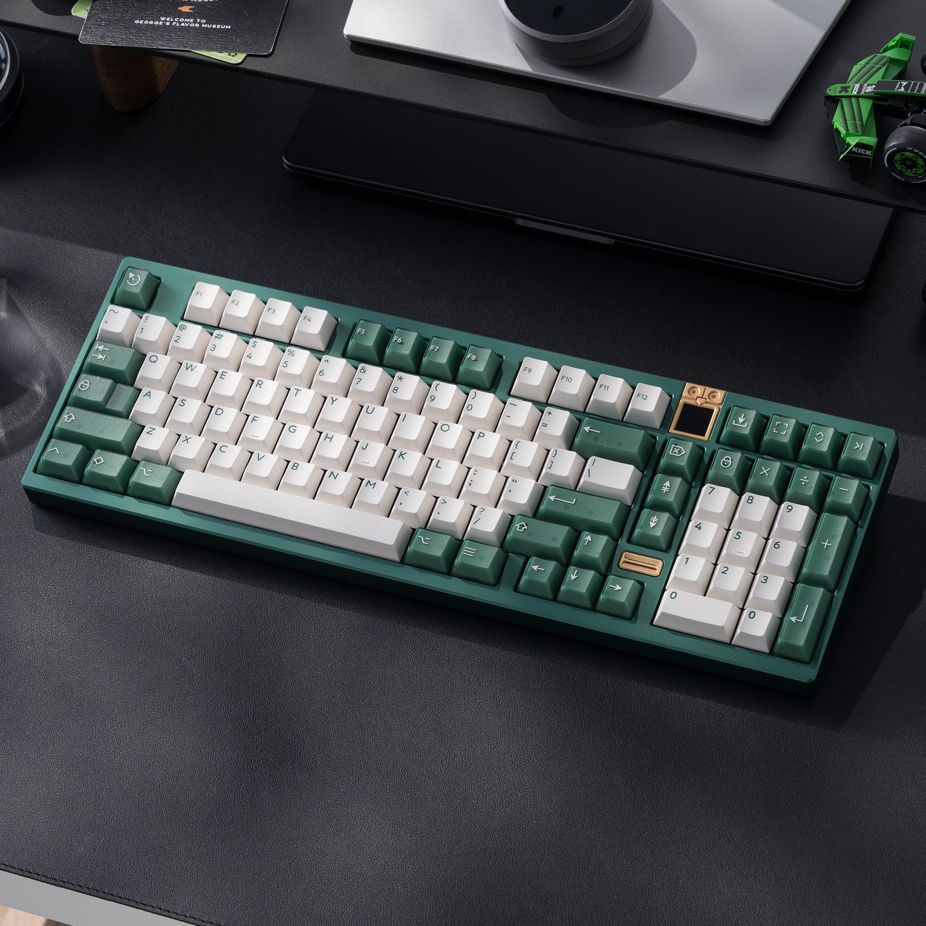 Ready to use Athena 1800 Anodized Pine green with PBTfans TransGreen